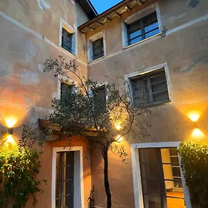 Couette-café Dimora Carducci, Pietrasanta